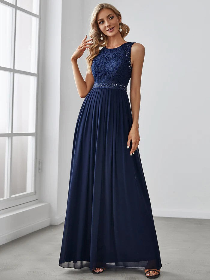 Blau Wohlfühl Abendkleid mit Spitzen Oberteil & lockerfallenden Rock