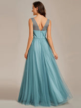 Lade das Bild in den Galerie-Viewer, Schickes Abschlussballkleid mit V-Ausschnitt blau