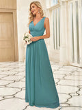Elegantes Abendkleid mit schicken V-Ausschnitt
