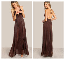 Lade das Bild in den Galerie-Viewer, Festliches Abendkleid mit Glitter Braunen Stoff, tiefen V-Ausschnitt &amp; Spaghettiträger