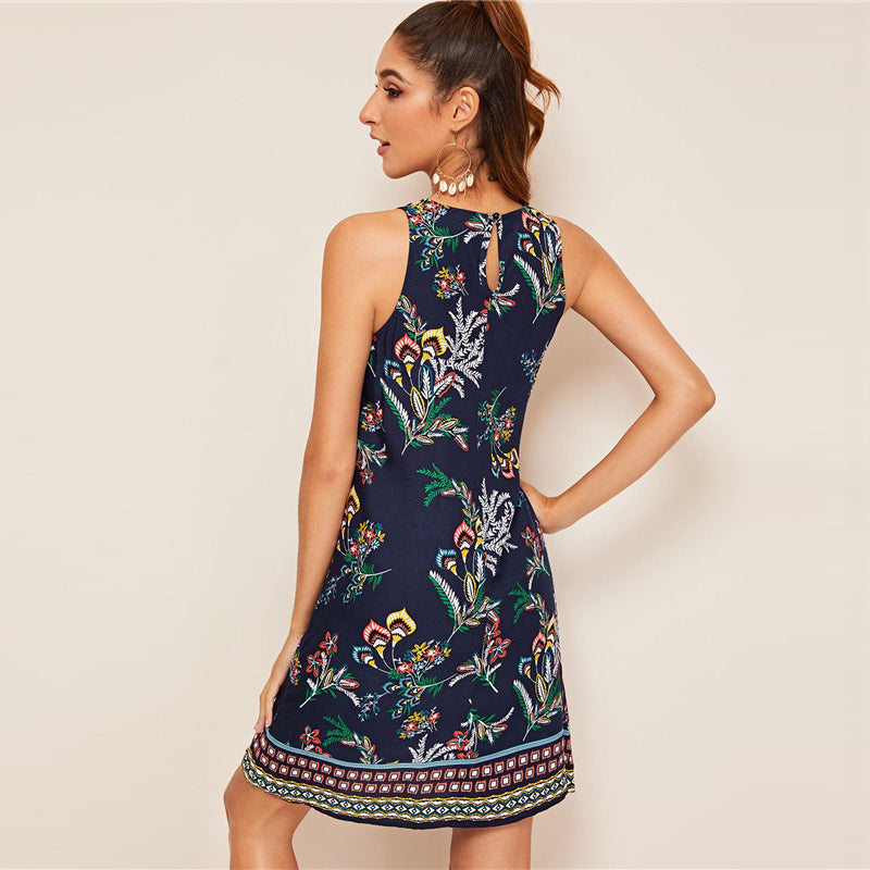 Boho Sommerkleid in Blau mit geblümten Muster - Das Trend Kleid
