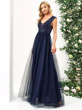 Lade das Bild in den Galerie-Viewer, Maxi langes Abendkleid mit schicken Tüll Rock &amp; Pailletten Oberteil Navy Blau