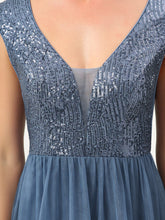 Lade das Bild in den Galerie-Viewer, Maxi langes Abendkleid mit schicken Tüll Rock &amp; Pailletten Oberteil Tauben Blau