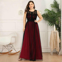 Lade das Bild in den Galerie-Viewer, Plus Size Abendkleid mit Tüll &amp; Spitze Rot Schwarz