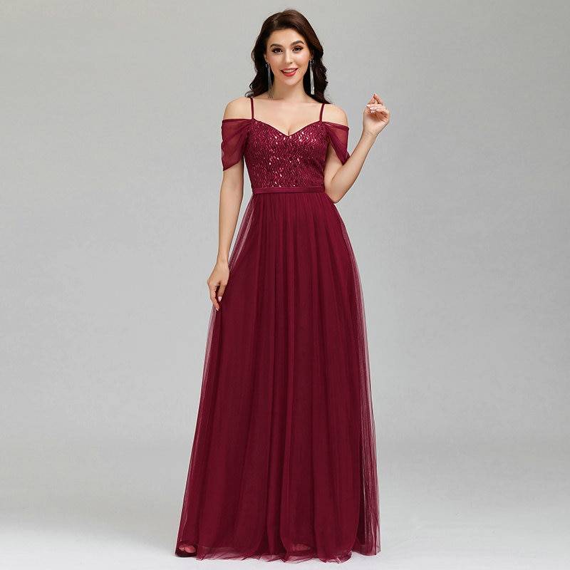 Wunderschönes Ball & Abendkleid mit Tüll Rock & Pailletten Oberteil rot