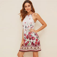Lade das Bild in den Galerie-Viewer, Kurzes Sommerkleid im wunderschönem Boho Blumen Stil