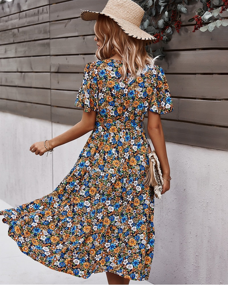 Geblümtes Vintage Sommerkleid mit Wadenlangen Rock