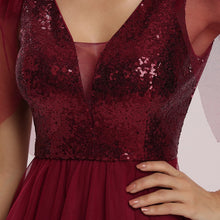Lade das Bild in den Galerie-Viewer, Kurzes Ball &amp; Cocktailkleid in Rot mit Tüll Rock &amp; Pailletten Oberteil