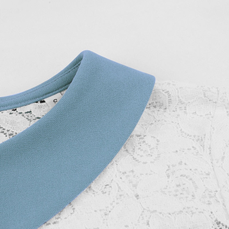 Blaues A-Linien Kleid mit weißen Spitzen-Oberteil