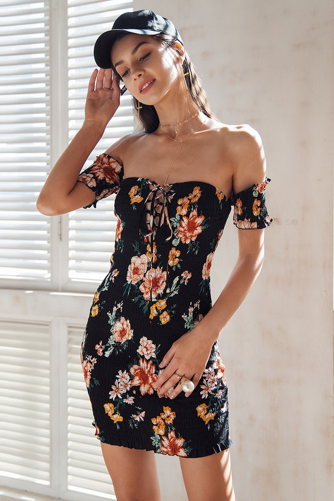 Figurbetontes Sommer / Strand Kleid geblümte & schulterfrei in 2 Farben