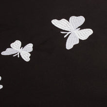 Lade das Bild in den Galerie-Viewer, Sommerliches Cocktailkleid mit Weiß &amp; Rot Stickerei Schmetterling