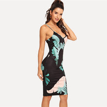 Lade das Bild in den Galerie-Viewer, Wunderschönes Sommerkleid in Schwarz mit schicken Palmendruck &amp; verstellbaren Trägern