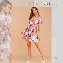 Lade das Bild in den Galerie-Viewer, Pinkes Sommerkleid mit weißen Rosen &amp; im Wickel Stil